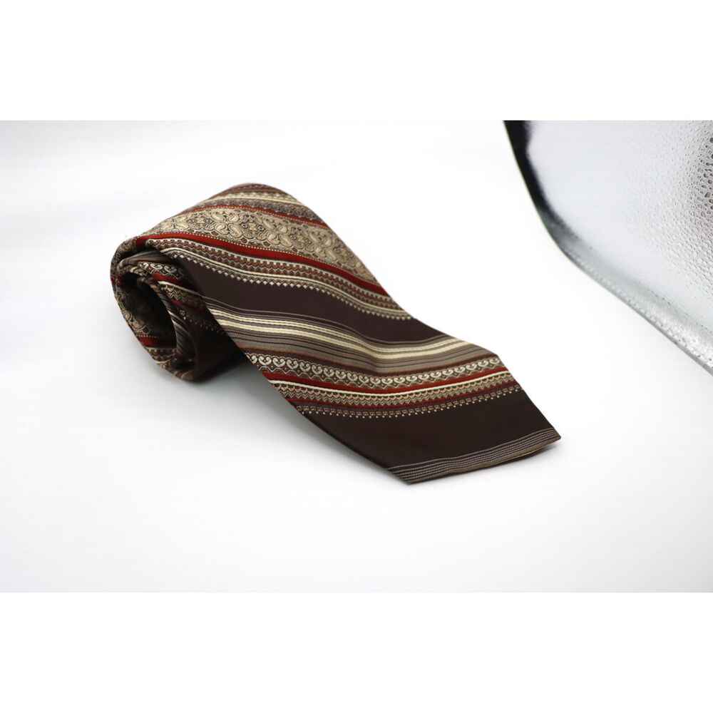 Vintage Oleg Cassini Hughes & Hatcher Necktie - Picture 8 of 10